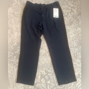 Lululemon ‘On the Fly’ woven pant